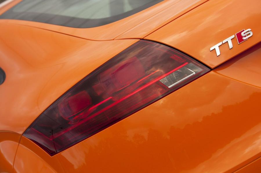Детали экстерьера Audi TTS Coupe (8J) 2010 года  (NA) (фото 26 из 30)